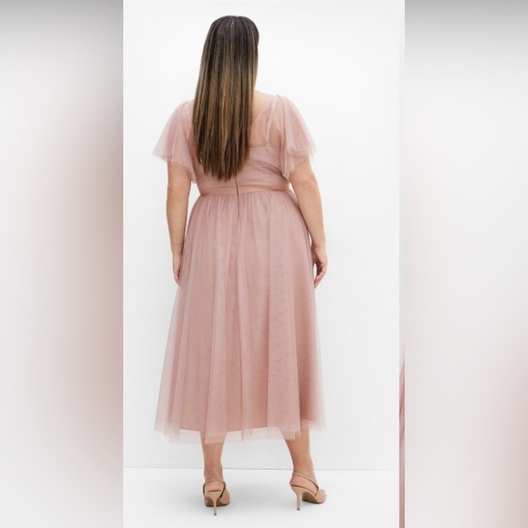 City Chic Elina Maxi Dress- Dusty Rose. - Picture 3 of 7
